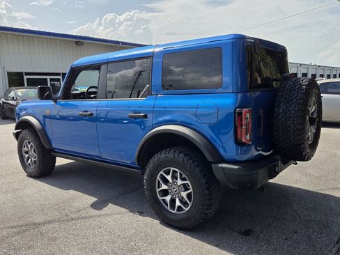 Used 2025 Ford Bronco Badlands AWD/4WD image 3