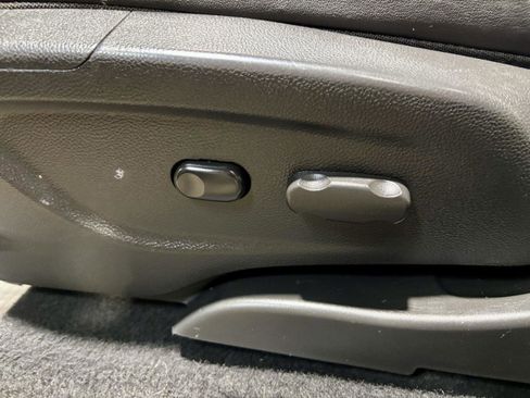 Used 2018 Buick Encore Preferred AWD/4WD image 16