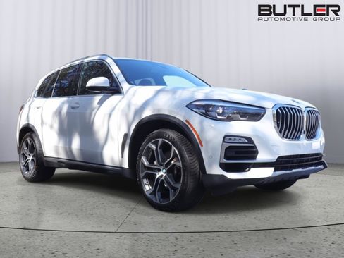 Used 2021 BMW X5 xDrive40i w/ Convenience Package image 3