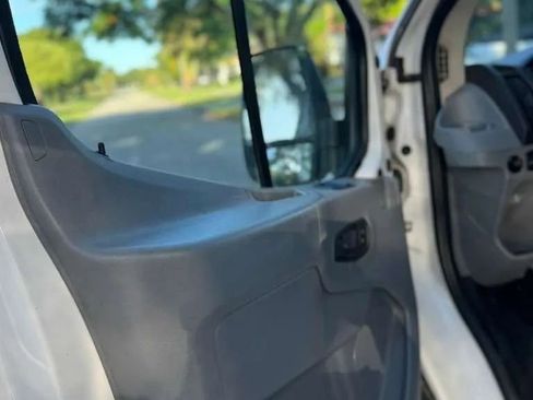 Used 2017 Ford Transit 250 130 Low Roof RWD image 10