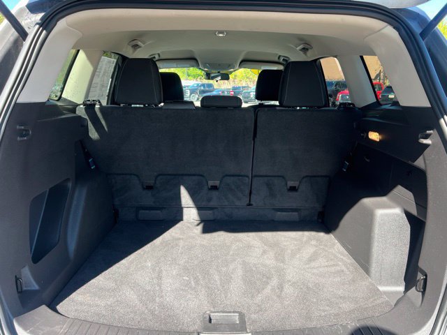 Used 2017 Ford Escape SE w/ SE Cold Weather Package FWD image 14