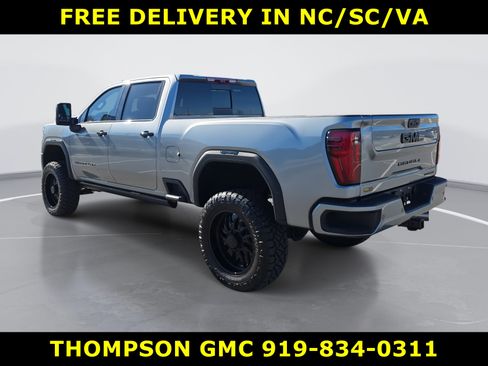 New 2025 GMC Sierra 2500 Denali Ultimate w/ Max Trailering Package image 8