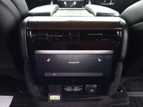 Used 2023 Jeep Grand Wagoneer Series II w/ Convenience Group III image 18