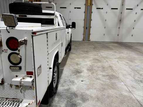 Used 2013 Chevrolet Silverado 2500 W/T image 10