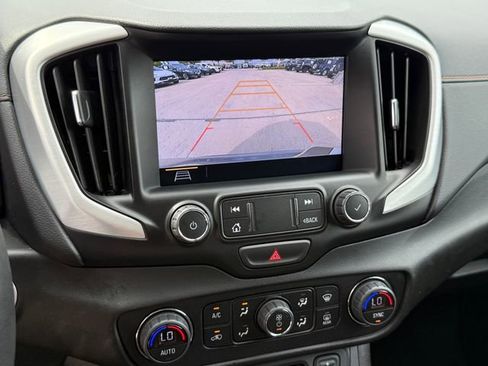 Used 2020 GMC Terrain SLT w/ Preferred Package image 20