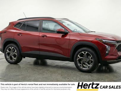 Used 2025 Chevrolet Trax LT w/ LT Convenience Package