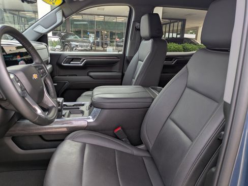 Used 2024 Chevrolet Silverado 1500 LTZ w/ Technology Package image 20
