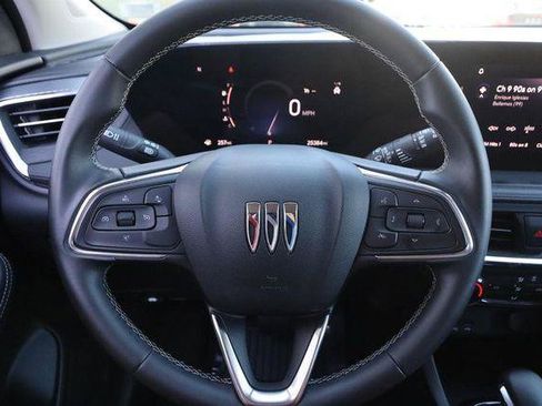 Used 2025 Buick Encore GX Preferred FWD image 10