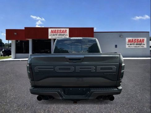Used 2019 Ford F150 Raptor w/ Equipment Group 802A Luxury image 5