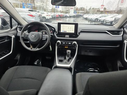 Used 2025 Toyota RAV4 LE image 15