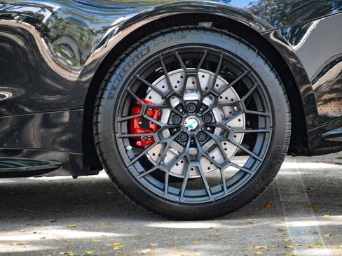 Used 2025 BMW M4 CS AWD/4WD image 8