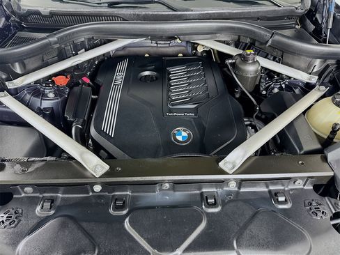 Used 2020 BMW X6 xDrive40i w/ Premium Package image 32