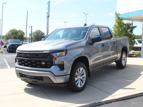 New 2026 Chevrolet Silverado 1500 Custom AWD/4WD image 9