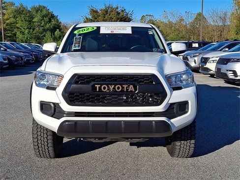 Certified 2023 Toyota Tacoma 4x4 Double Cab image 2