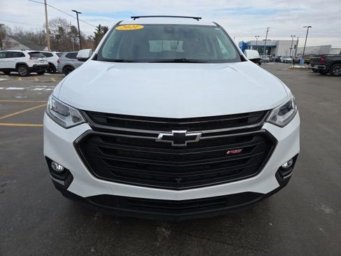 Used 2021 Chevrolet Traverse RS w/ LPO, Floor Liner Package image 2