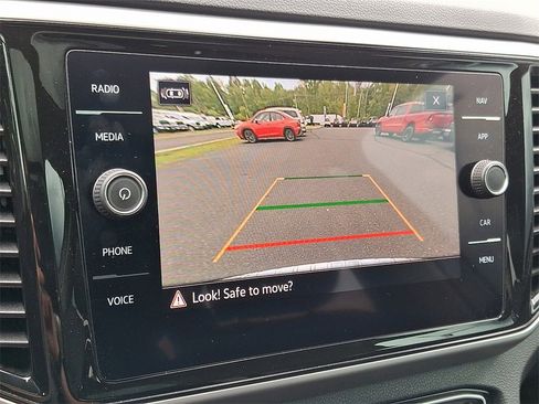 Used 2021 Volkswagen Atlas SEL Premium image 21