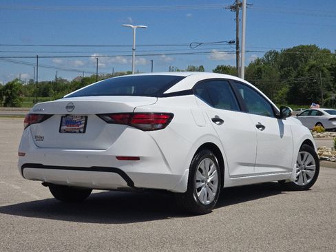 Used 2024 Nissan Sentra S FWD image 8