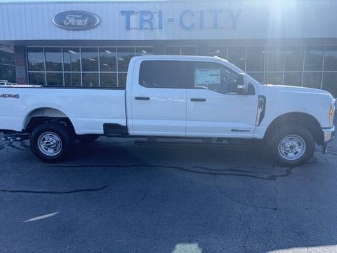 New 2026 Ford F250 XL AWD/4WD image 1