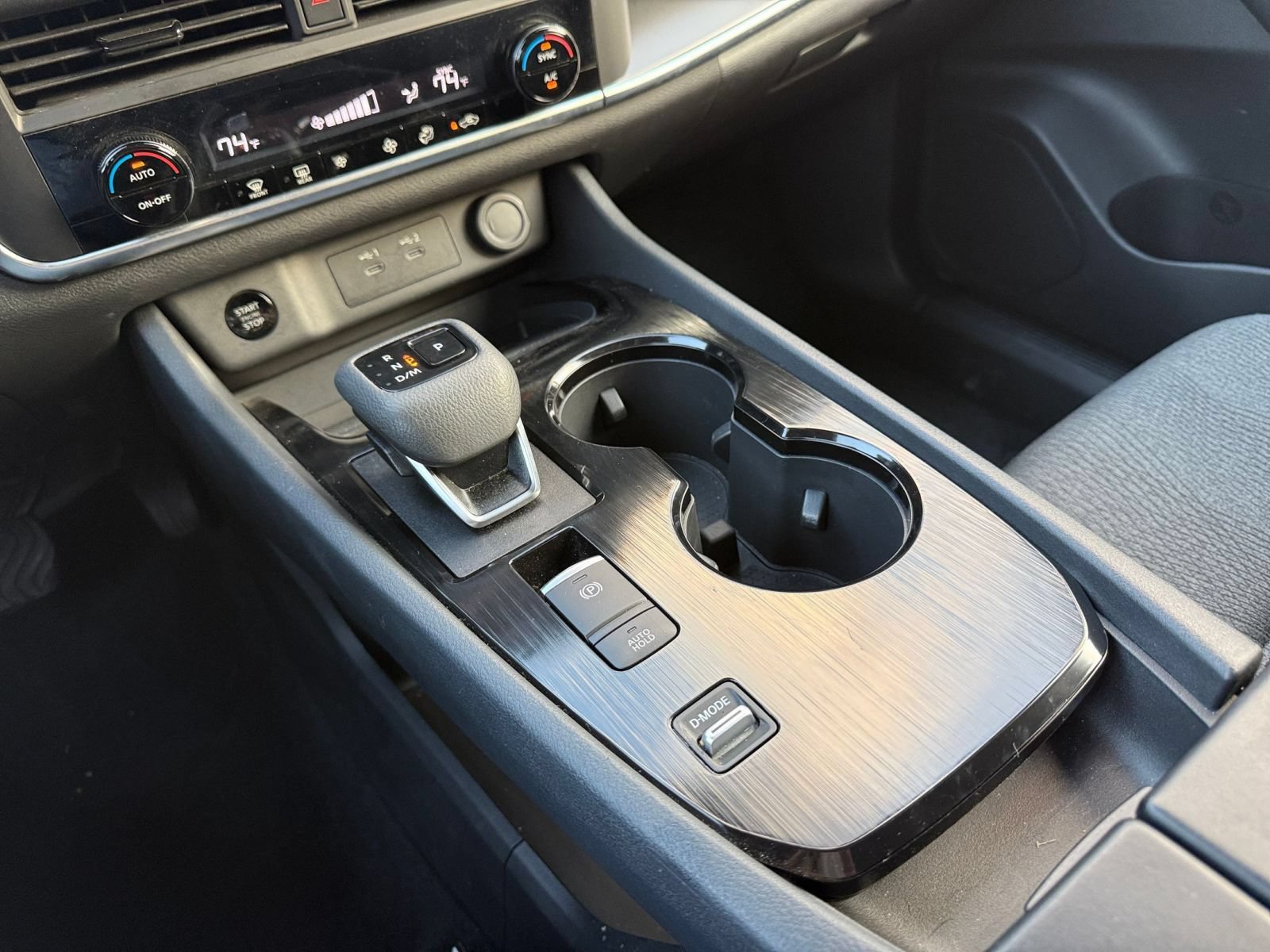 Used 2026 Nissan Rogue SV FWD image 41
