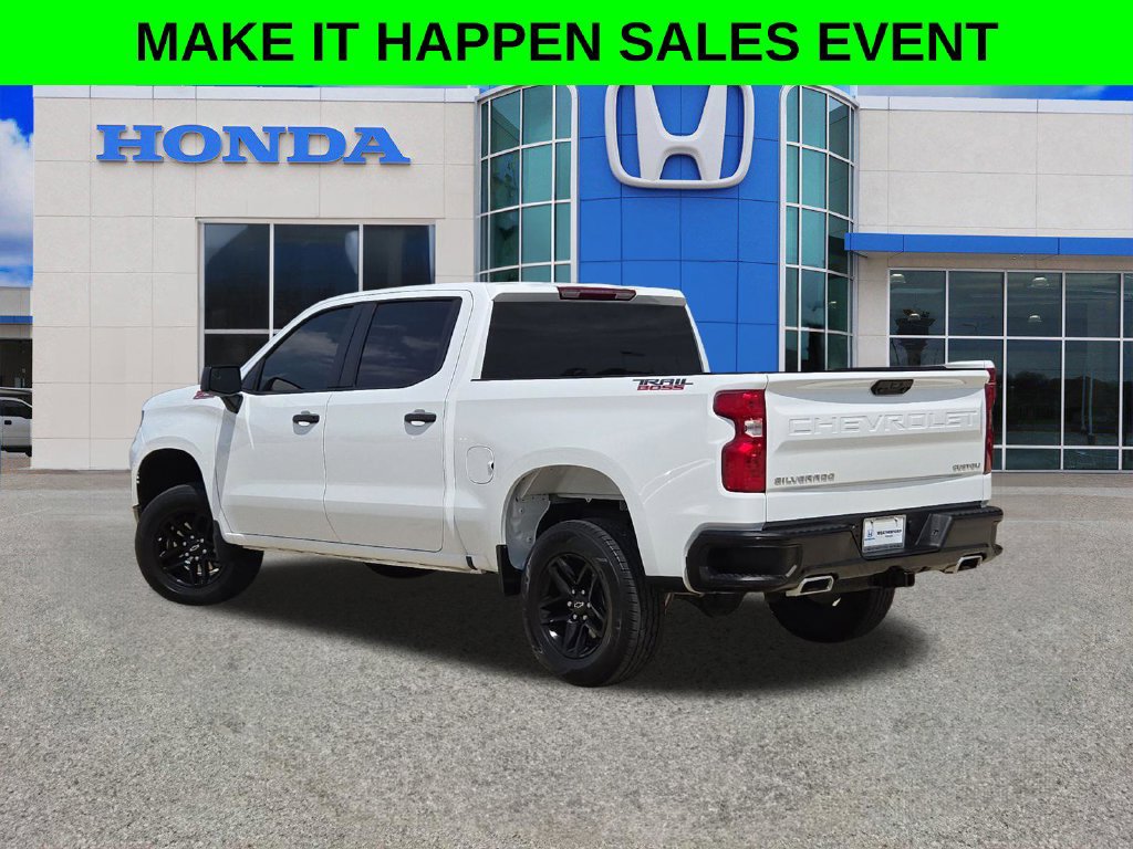 Used 2025 Chevrolet Silverado 1500 Custom Trail Boss AWD/4WD image 5
