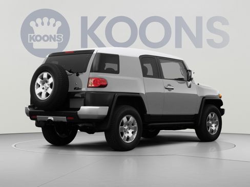 Used 2010 Toyota FJ Cruiser 4WD image 4