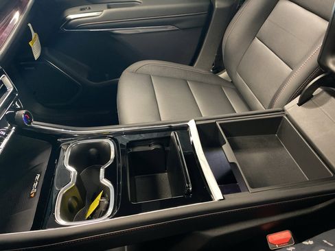 New 2026 Chevrolet Traverse Z71 w/ Enhanced Driving Package image 32