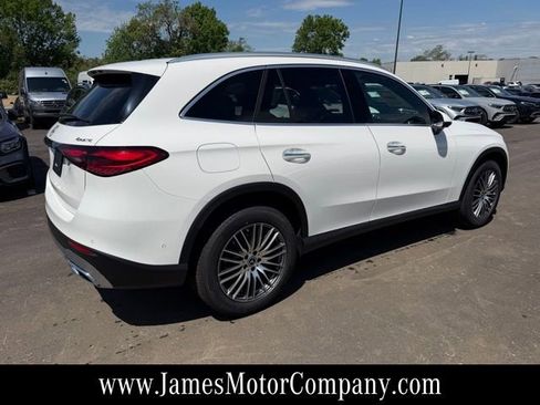 New 2026 Mercedes-Benz GLC 300 4MATIC image 7