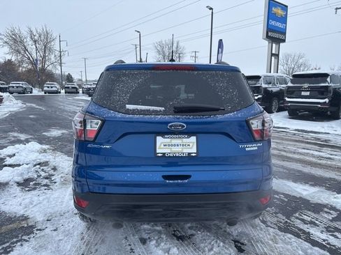 Used 2017 Ford Escape Titanium image 4