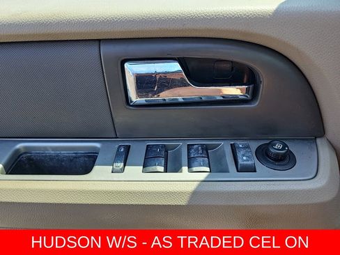 Used 2013 Ford Expedition EL XLT image 28