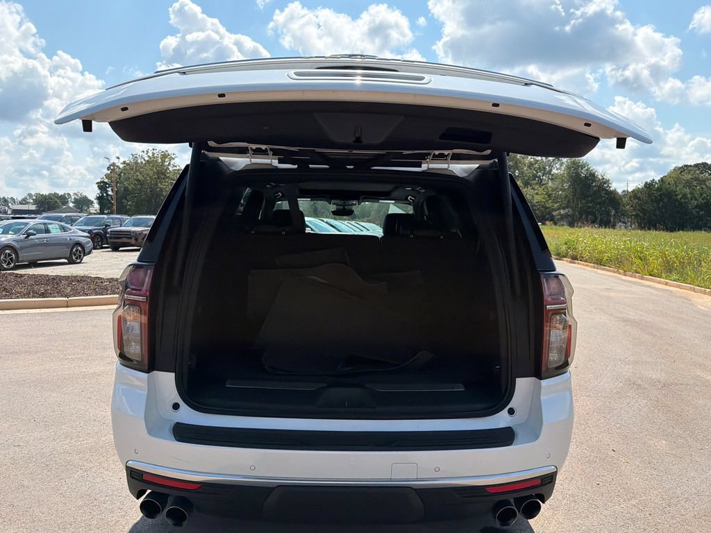 Used 2023 Chevrolet Tahoe High Country AWD/4WD image 18