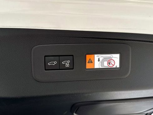 Used 2026 Lexus GX 550 w/ Cold Area Package image 12