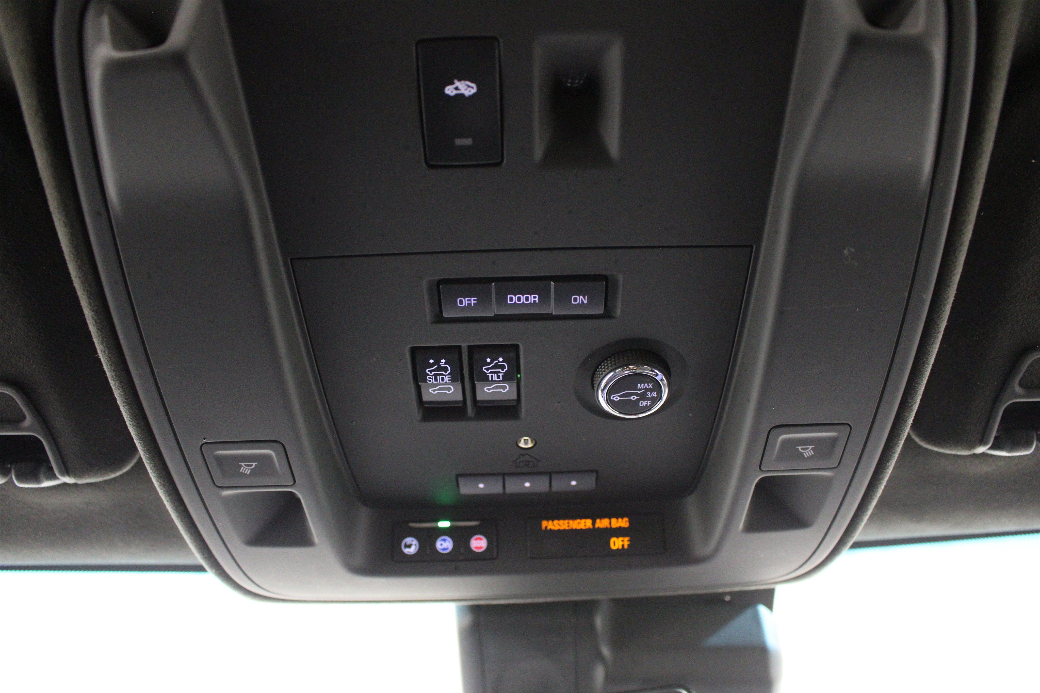 Used 2018 Cadillac Escalade Platinum AWD/4WD image 20