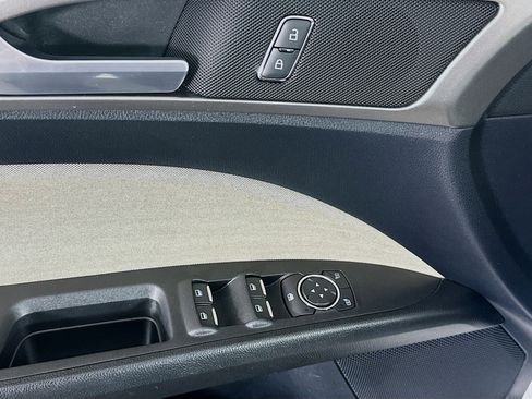 Used 2019 Ford Fusion S image 15