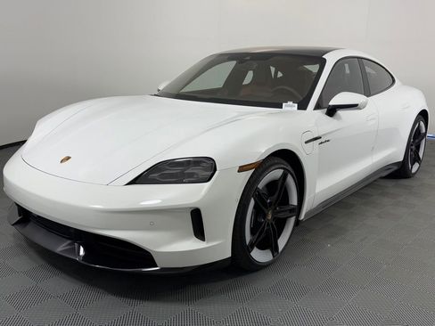 New 2026 Porsche Taycan GTS image 1