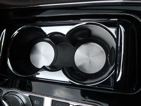 Used 2019 Jaguar XJ R-Sport RWD image 33
