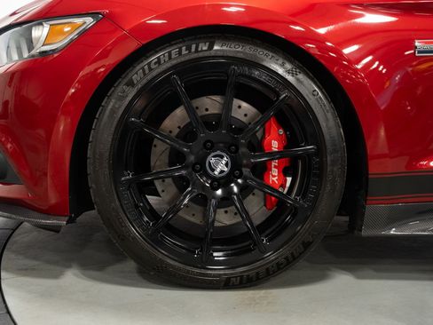 Used 2015 Ford Mustang GT Premium RWD image 12