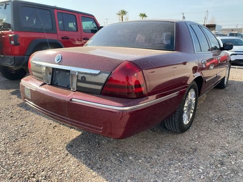 Used 2011 Mercury Grand Marquis LS RWD image 4
