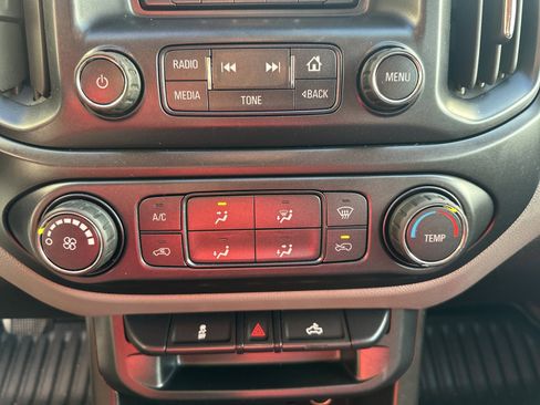 Used 2016 Chevrolet Colorado W/T image 14