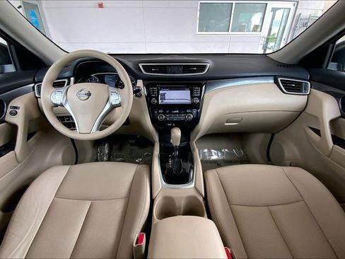 Used 2015 Nissan Rogue SL FWD image 16