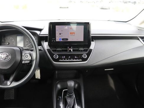 Used 2023 Toyota Corolla LE image 15