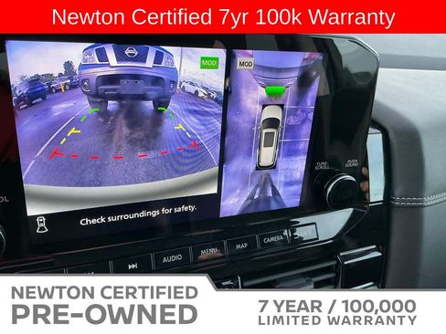 Used 2023 Nissan Pathfinder Platinum AWD/4WD image 8