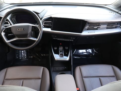 Used 2024 Audi Q4 e-tron Premium Plus image 16