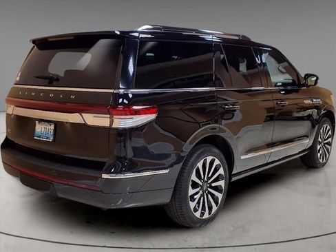 New 2023 Lincoln Navigator Reserve image 7