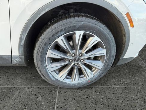 Used 2020 Lincoln Corsair Reserve w/ Equipment Group 201A image 10