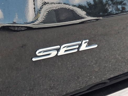 Used 2024 Ford Edge SEL AWD/4WD image 28