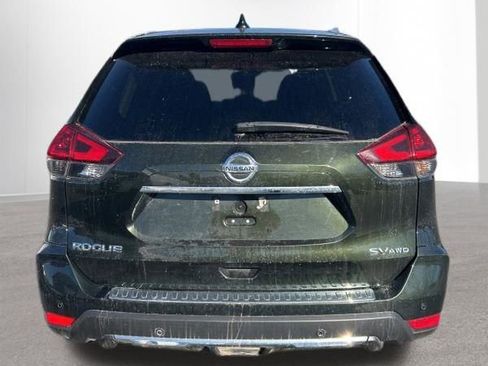 Used 2020 Nissan Rogue SV w/ Premium Package image 4