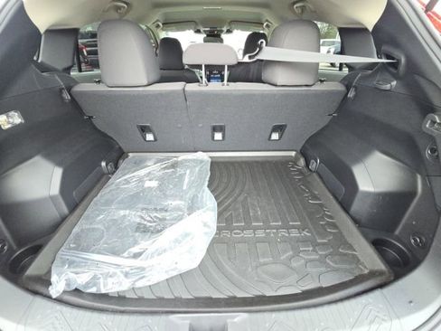 Used 2024 Subaru Crosstrek 2.0i Premium image 12