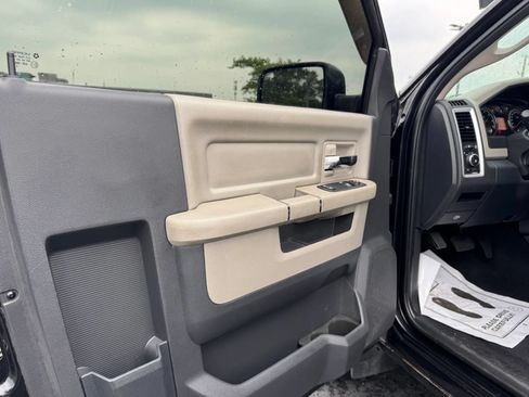Used 2011 RAM 1500 Classic SLT w/ Popular Equipment Group AWD/4WD image 6