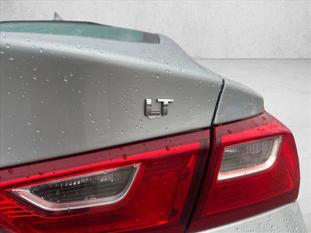 Used 2018 Chevrolet Malibu LT FWD image 6
