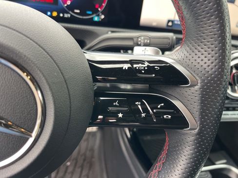 Used 2025 Mercedes-Benz CLA 250 4MATIC image 18